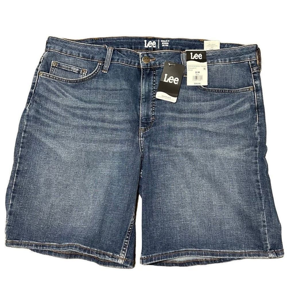 Lee Bermuda, jean shorts, medium rise regular fit A495